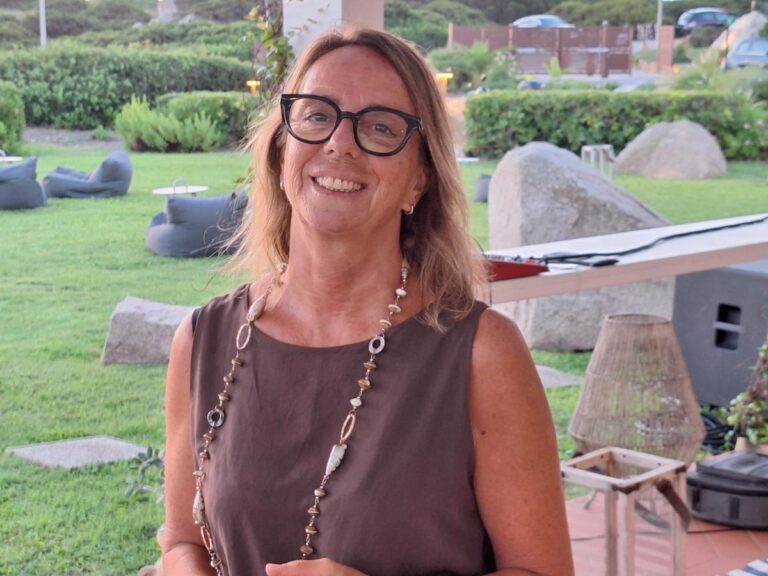 Patrizia Flora nuovo presidente della pro loco di Canelli