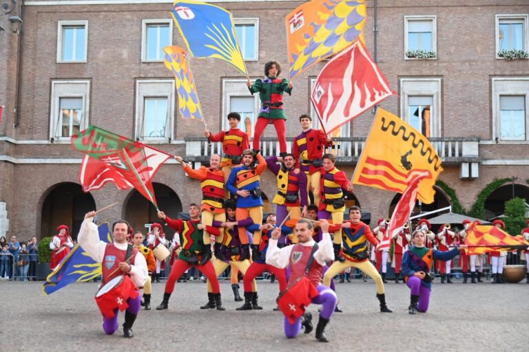 Wine Street e sfilata del Palio, accoppiata vincente: la fotogallery