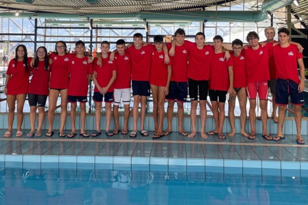 Con un doppio impegno inizia l’estate del nuoto