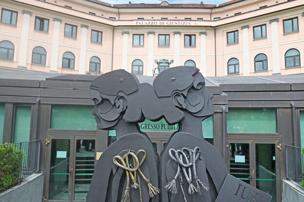 La locandina della Gazzetta d’Asti: ecco i principali argomenti della settimana