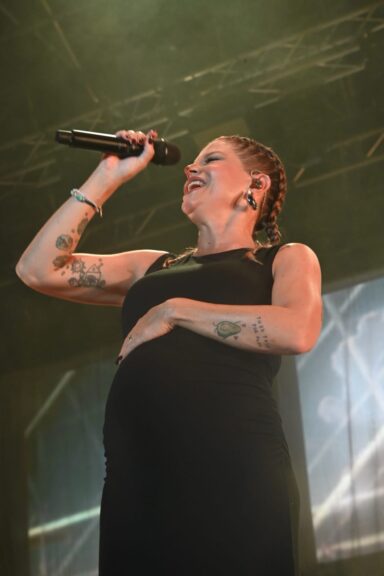 Alessandra Amoroso sul palco di AstiMusica: la fotogallery