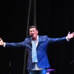 Quarantacinque anni di storia della musica sul palco di piazza Alfieri con Tony Hadley