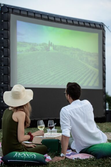 “Cinema in Vigna” tra le colline del Monferrato:  il 19 luglio torna l’esperienza sotto le stelle firmata Bava