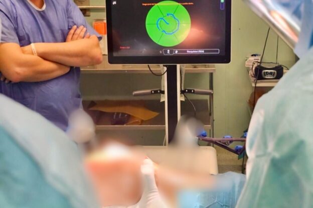 All’ospedale Massaia primo intervento chirurgico con l’ausilio di un robot
