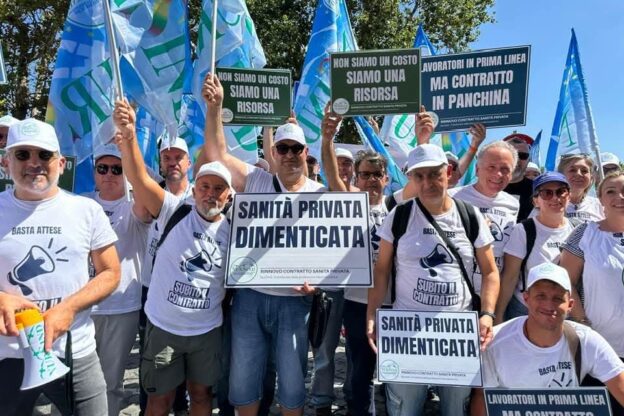 Il Nursind di Asti in piazza a Roma: “La situazione del blocco dei contratti della sanità privata è inconcepibile”