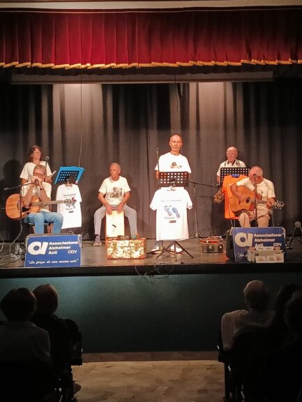 Il folk dei Grattagatto per la Giornata Mondiale dell’Alzheimer