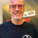 Alle Cattedrali l’inaugurazione dell’opera dell’artista Solomostry dedicata a Massimo Cotto