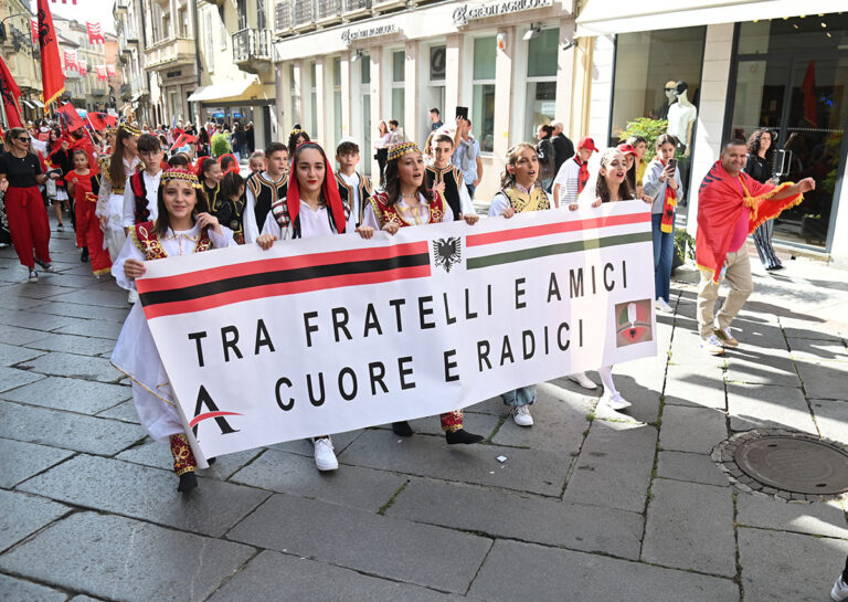 Le radici del cuore: Asti in festa per la festa dell’Albania