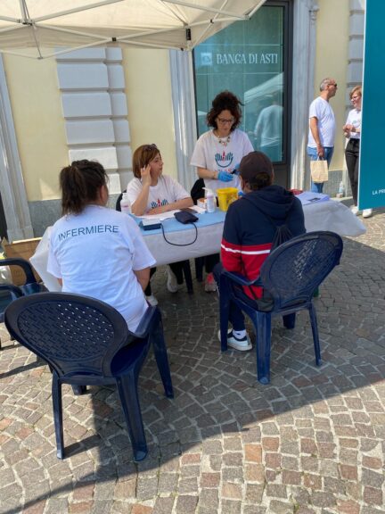 In piazza Alfieri con l’Opi contro le malattie cardiache