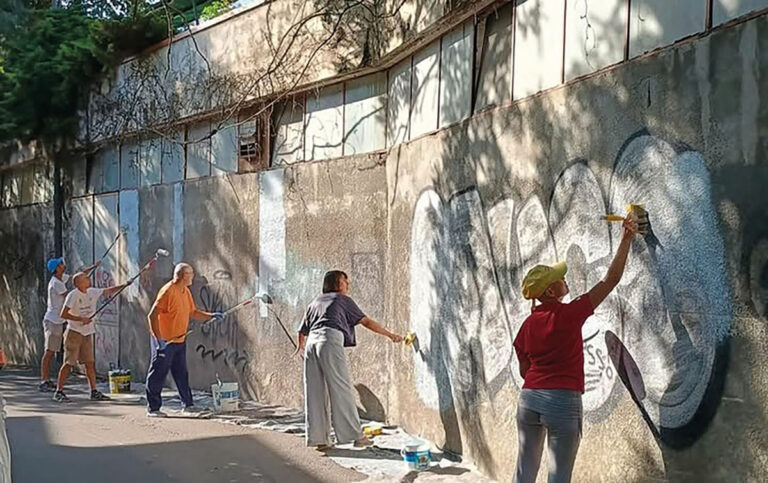 La locandina della Gazzetta d’Asti: ecco i principali argomenti della settimana