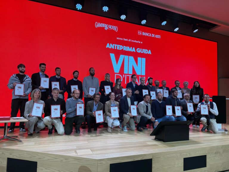 Ad Asti l’anteprima della Guida Vini d’Italia 2026 del Gambero Rosso premia i giovani produttori