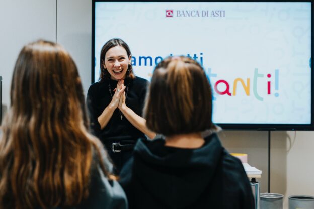 Piccoli ospiti in visita alla sede di Banca di Asti