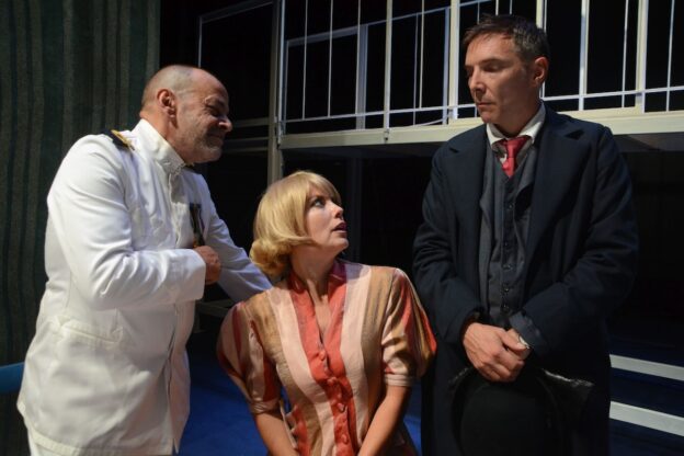 Teatro Alfieri, verso il tutto esaurito il primo appuntamento di prosa della Stagione 25/26 